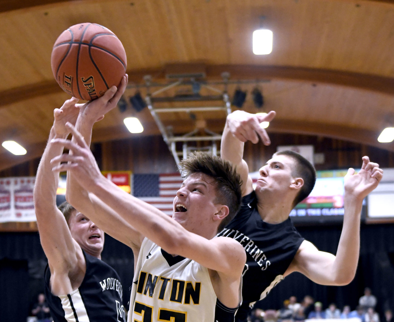 Hinton hosts South O'Brien